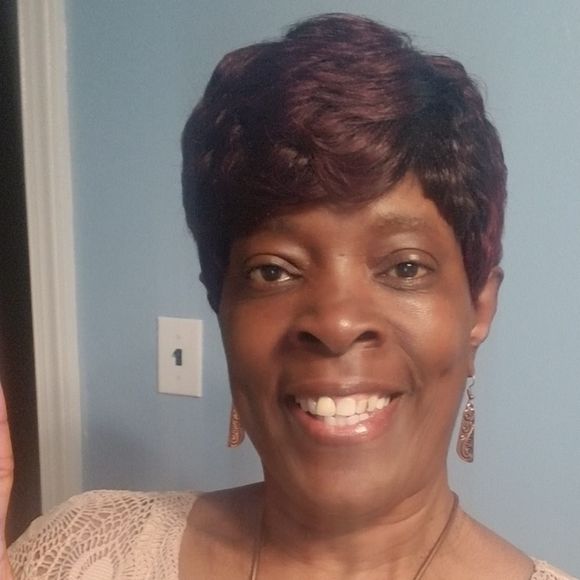 Meet your Posher, Joyce - Picture 1 of 1